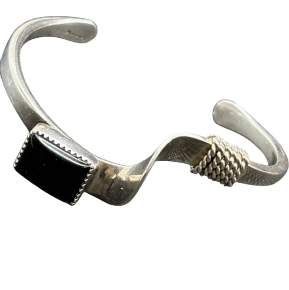Vintage Signed Sterling BT Brugh Tsosie Navajo Black Onyx Wavy Cuff Bracelet